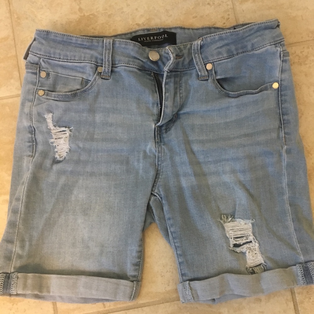 Size small Liverpool distressed shorts